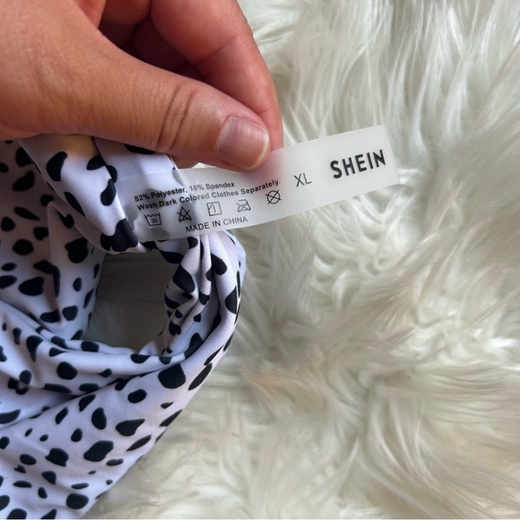 Shein bathing suit - Picture 3 of 4